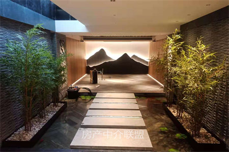 凌云居11楼145平三室带车位储藏室86万可按揭